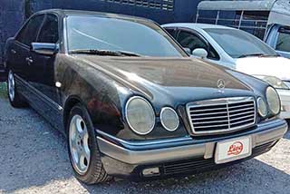 รับซื้อรถยนต์ Benz e class 210 ขายรถยนต์ Benz